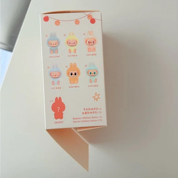 Pop Mart Have A Seat Labubu Zizi - Picture 3 of 9